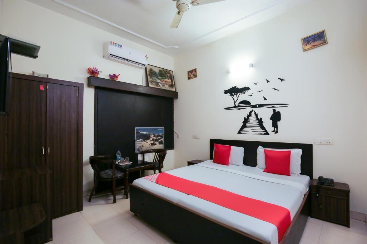 Oyo 4601 City Plaza Mohali Luaran gambar