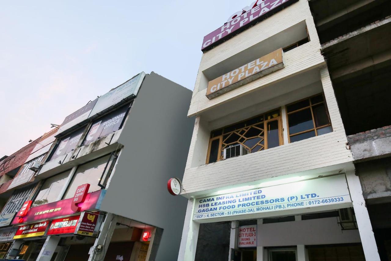 Oyo 4601 City Plaza Mohali Luaran gambar
